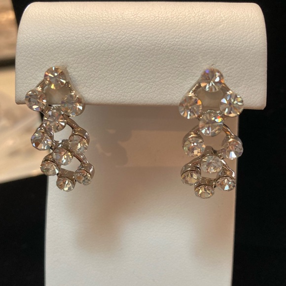 10 stone cubic zirconia Silvertone base metal post earrings